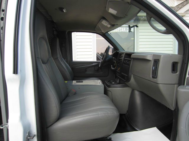 2007 Chevrolet G2500 Coupe 4D