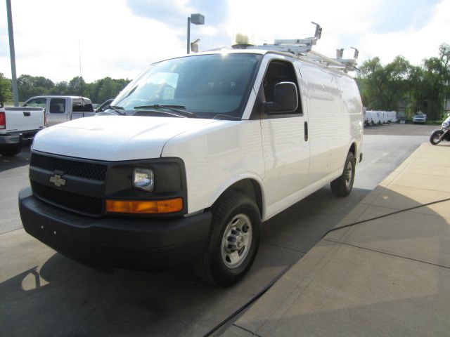 2007 Chevrolet G2500 Coupe 4D