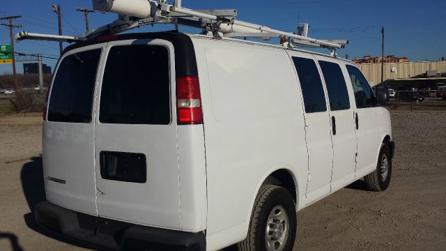 2008 Chevrolet G2500 Unknown