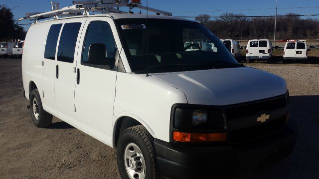 2008 Chevrolet G2500 Unknown