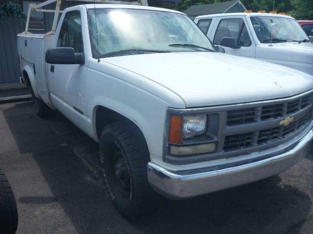 1985 Chevrolet G30 2.0T Quattro AT