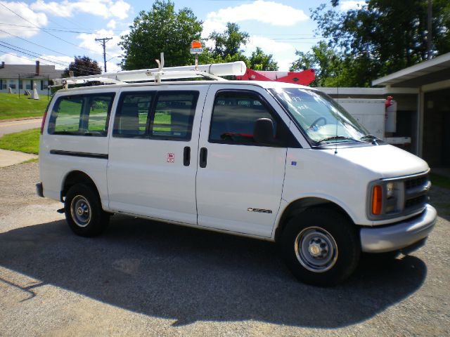 1997 Chevrolet G3500 AWD 3LT