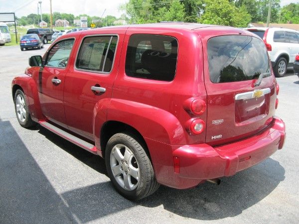 2007 Chevrolet HHR 4dr Sdn I4 CVT 2.5 Sedan