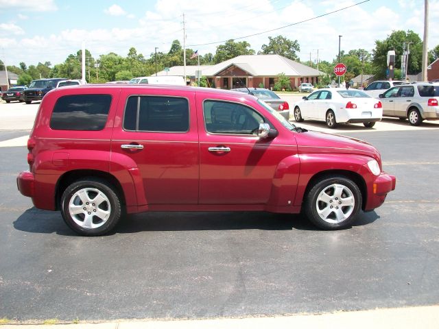 2007 Chevrolet HHR 4dr Sdn I4 CVT 2.5 Sedan