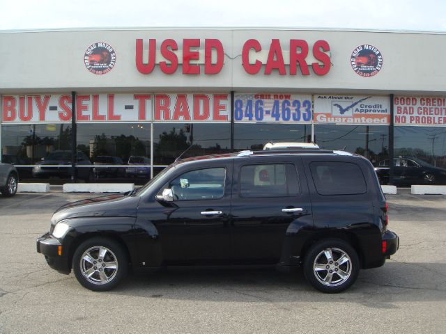 2008 Chevrolet HHR 4dr Sdn I4 CVT 2.5 Sedan