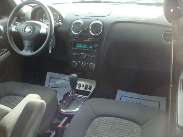 2008 Chevrolet HHR 4dr Sdn I4 CVT 2.5 Sedan