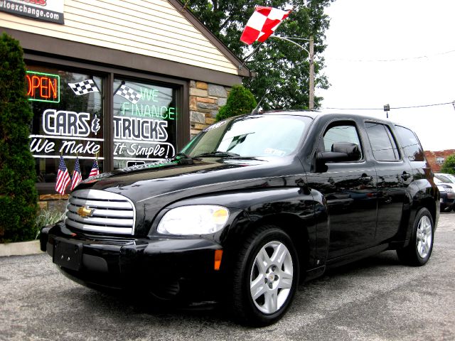 2008 Chevrolet HHR 4dr Sdn I4 CVT 2.5 Sedan