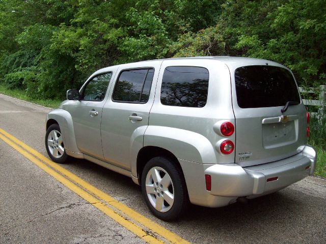 2008 Chevrolet HHR 4dr Sdn I4 CVT 2.5 Sedan