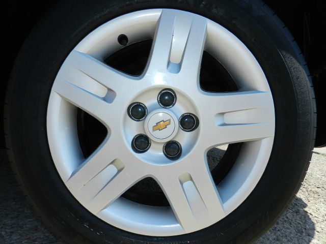 2008 Chevrolet HHR 4dr Sdn I4 CVT 2.5 Sedan