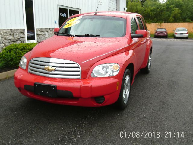 2008 Chevrolet HHR 4dr Sdn I4 CVT 2.5 Sedan