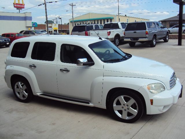 2008 Chevrolet HHR 4dr Sdn I4 CVT 2.5 Sedan