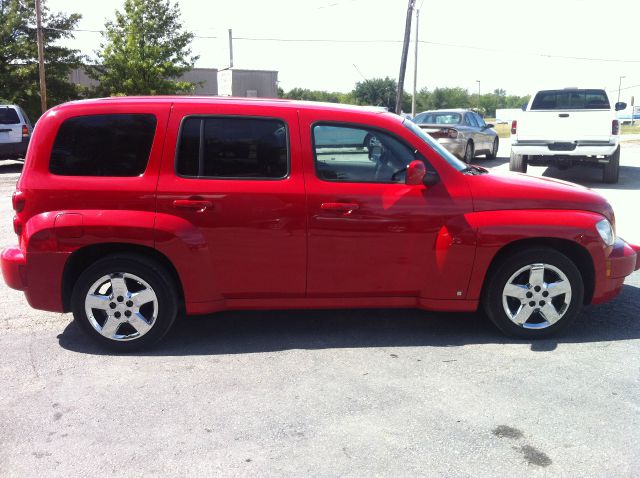 2009 Chevrolet HHR 4dr Sdn I4 CVT 2.5 Sedan