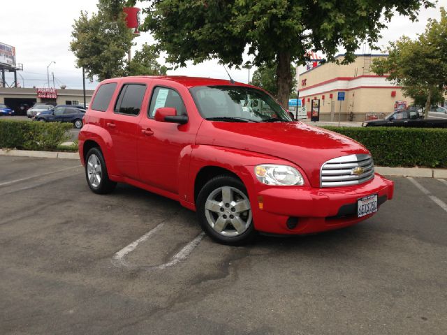 2009 Chevrolet HHR 4dr Sdn I4 CVT 2.5 Sedan