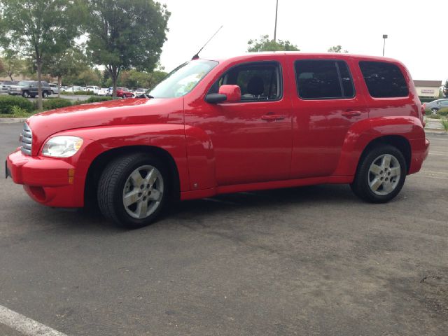 2009 Chevrolet HHR 4dr Sdn I4 CVT 2.5 Sedan