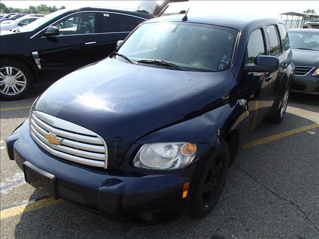 2010 Chevrolet HHR 4dr Sdn I4 CVT 2.5 Sedan