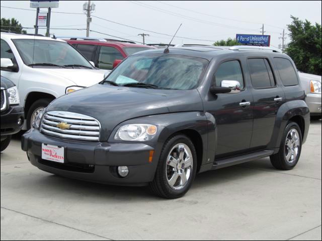 2010 Chevrolet HHR 4dr Sdn 3.0L Luxury 4matic AWD