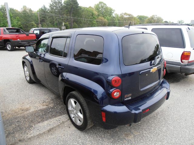 2010 Chevrolet HHR 4dr Sdn I4 CVT 2.5 Sedan