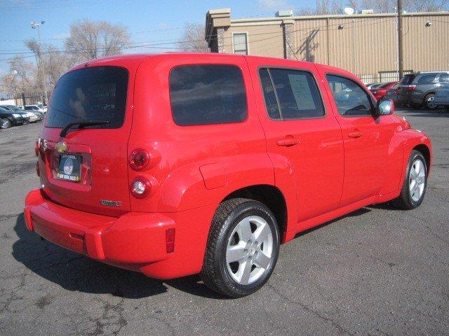 2011 Chevrolet HHR 4dr Sdn I4 CVT 2.5