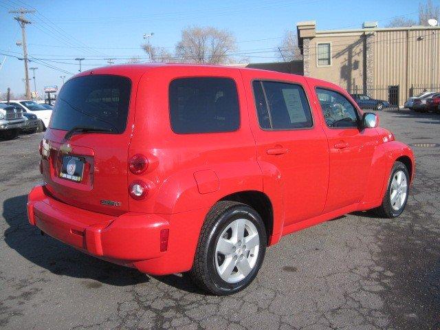 2011 Chevrolet HHR 4dr Sdn I4 CVT 2.5