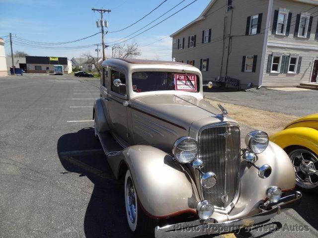 1934 Chevrolet Hotrod 1995 Pontiac