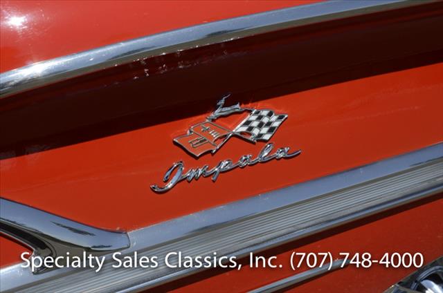 1958 Chevrolet Impala 4dr Sdn Touring RWD Fleet