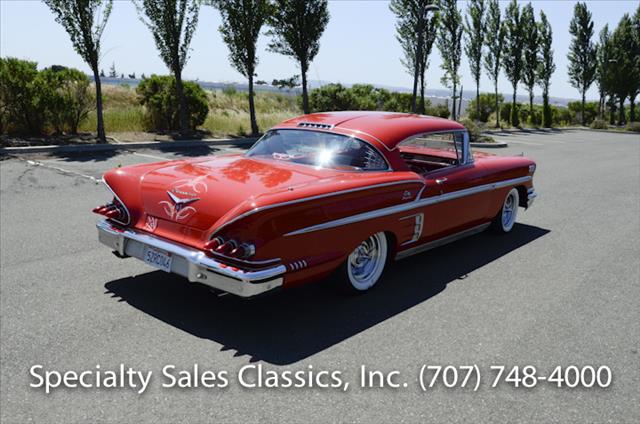 1958 Chevrolet Impala 4dr Sdn Touring RWD Fleet