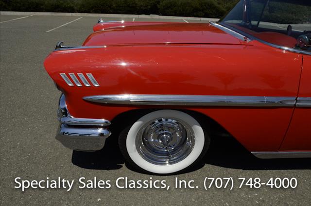 1958 Chevrolet Impala 4dr Sdn Touring RWD Fleet