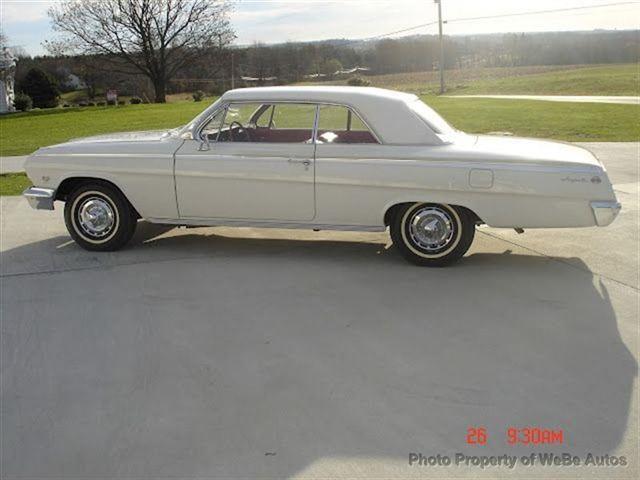 1962 Chevrolet Impala 4WD 4dr V6 5-spd AT