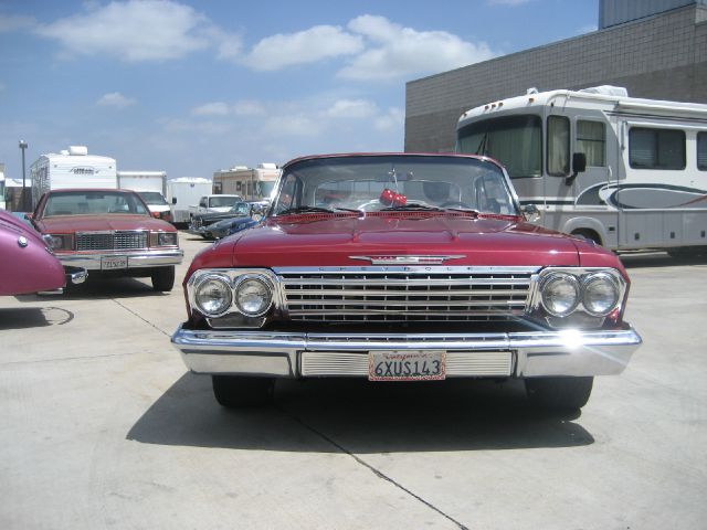 1962 Chevrolet Impala Hatchback 4D