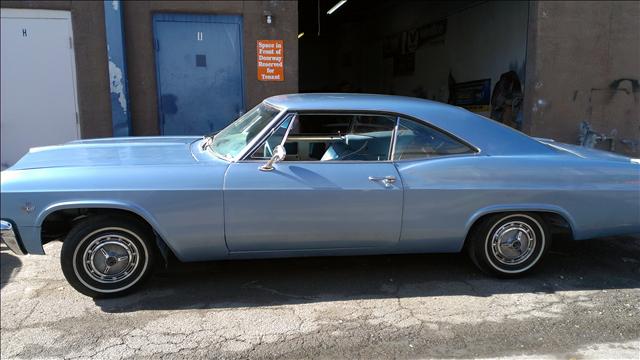 1965 Chevrolet Impala 4dr Sdn Auto (natl) Hatchback