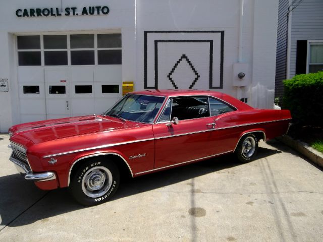 1966 Chevrolet Impala 4dr Sdn Auto (natl) Hatchback