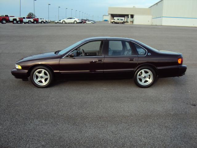 1996 Chevrolet Impala 4dr Sdn Auto (natl) Hatchback