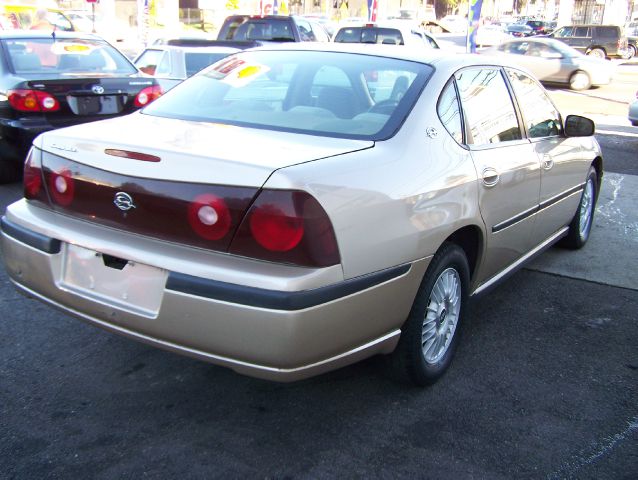 2000 Chevrolet Impala Base