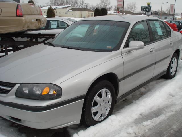 2001 Chevrolet Impala Base