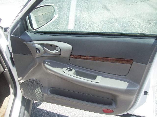 2001 Chevrolet Impala Base