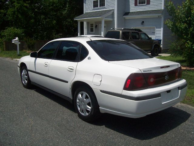 2001 Chevrolet Impala Base