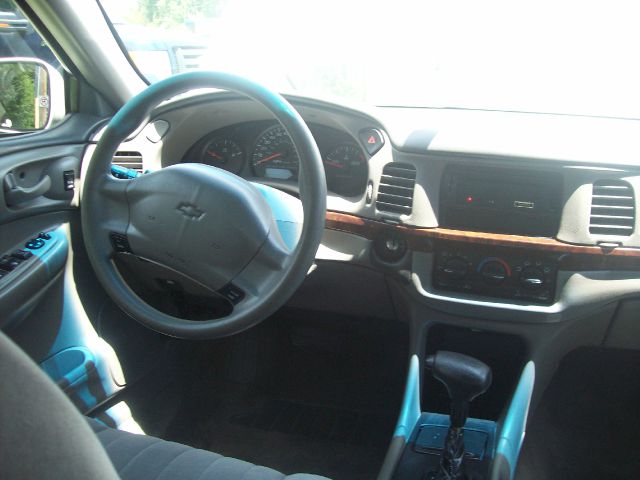 2001 Chevrolet Impala Base