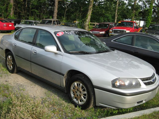 2001 Chevrolet Impala Base