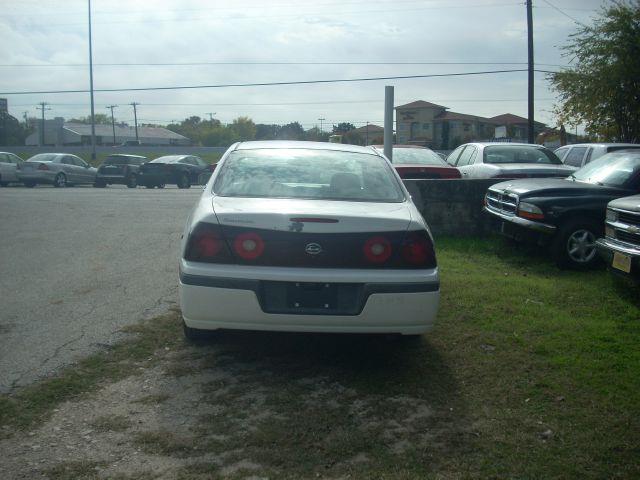 2001 Chevrolet Impala Base