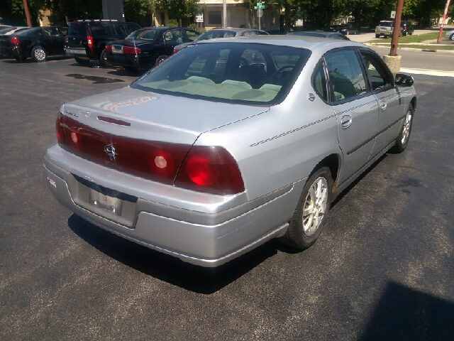 2001 Chevrolet Impala Base