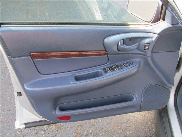 2002 Chevrolet Impala Base