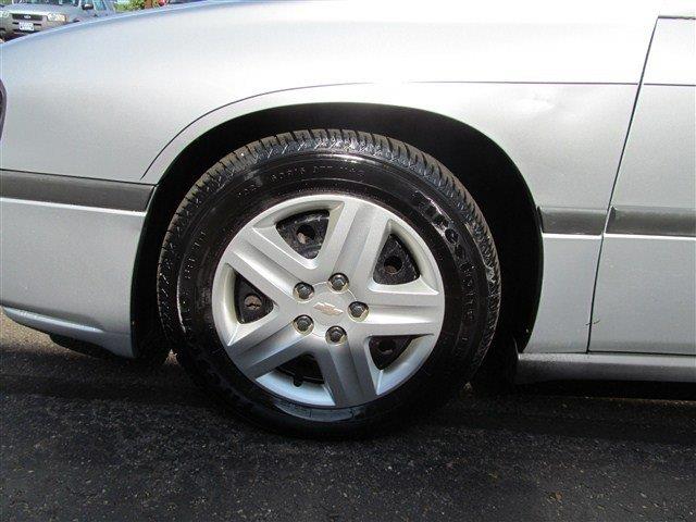 2002 Chevrolet Impala Base