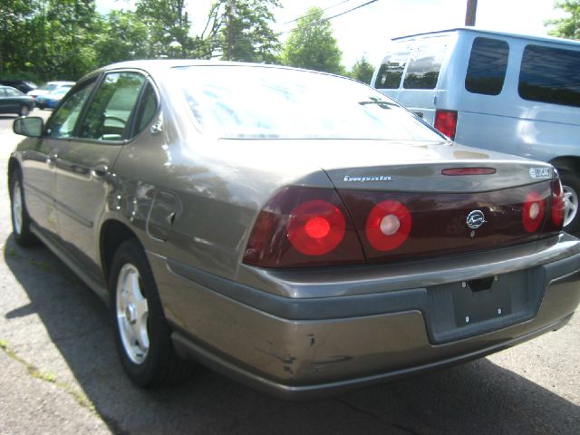 2003 Chevrolet Impala Base