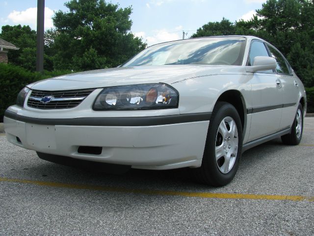 2003 Chevrolet Impala Base