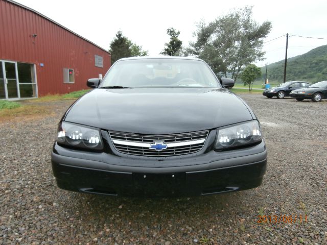 2003 Chevrolet Impala Base