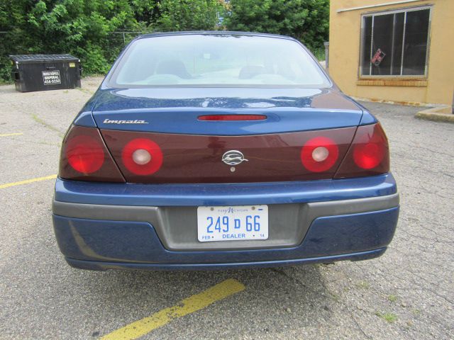 2003 Chevrolet Impala Base