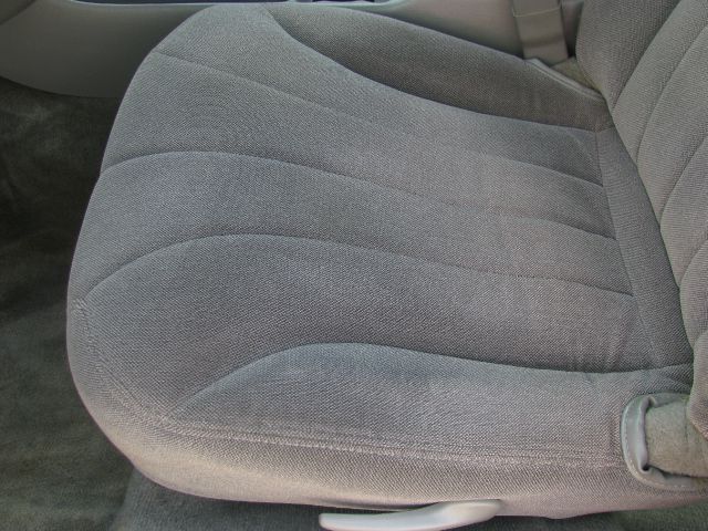 2003 Chevrolet Impala Base