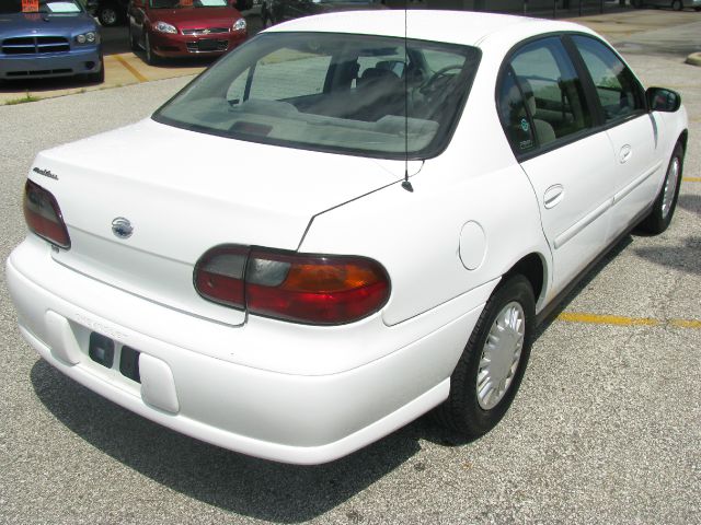 2003 Chevrolet Impala Base