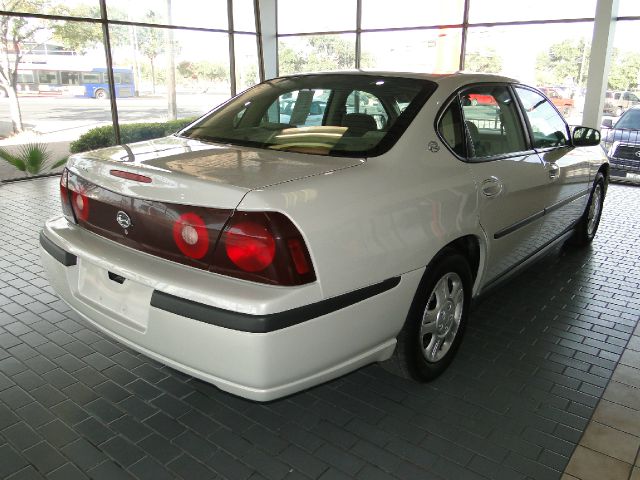 2003 Chevrolet Impala Base