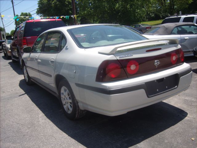 2003 Chevrolet Impala Base